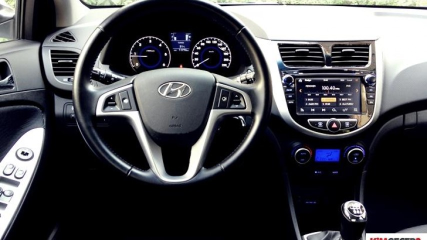 Rize’de kiralık Hyundai Accent Blue – Ayala Tour Rent a Car