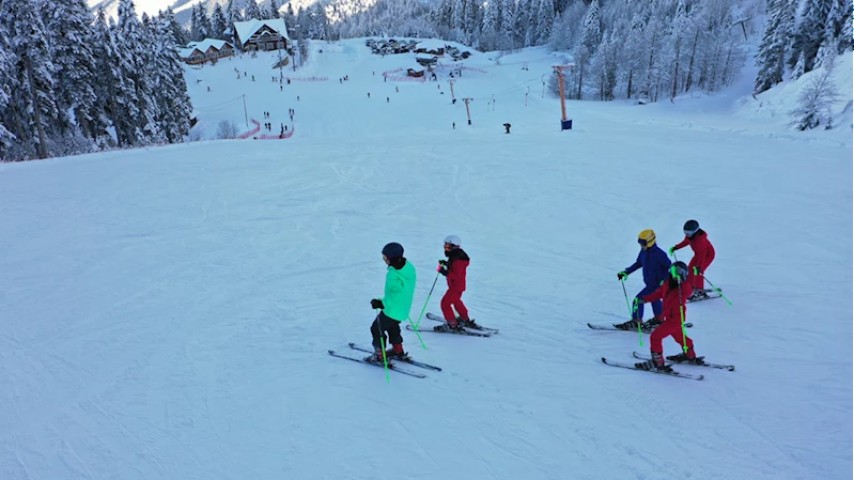 Artvin Atabarı Kayak Merkezi’nde günübirlik kayak turu Ayala Tour