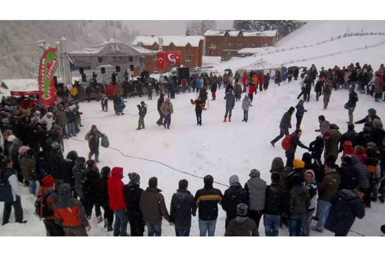 Kardan Adam Şenlikleri