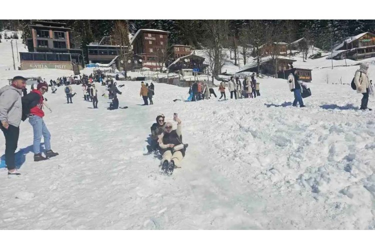 Kardan Adam Şenlikleri