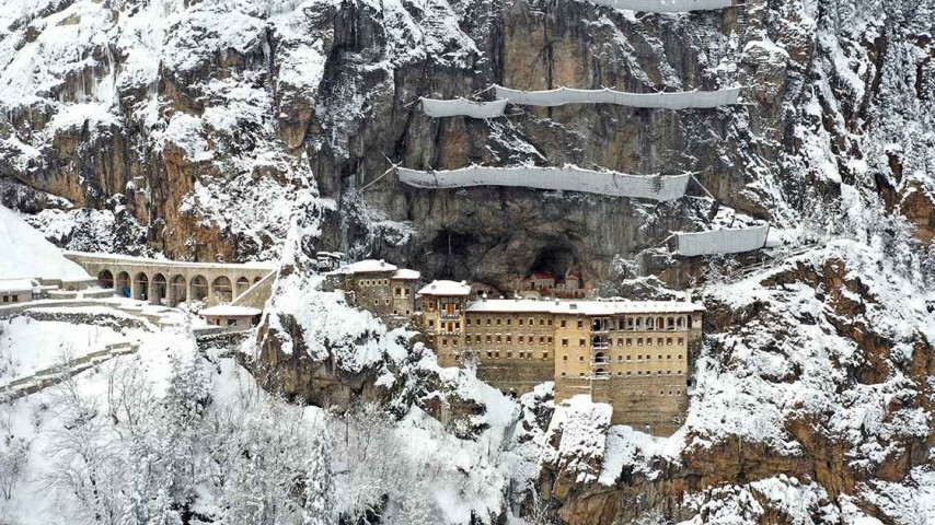 Sümela Manastırı Turu Sümela Manastırı Turu